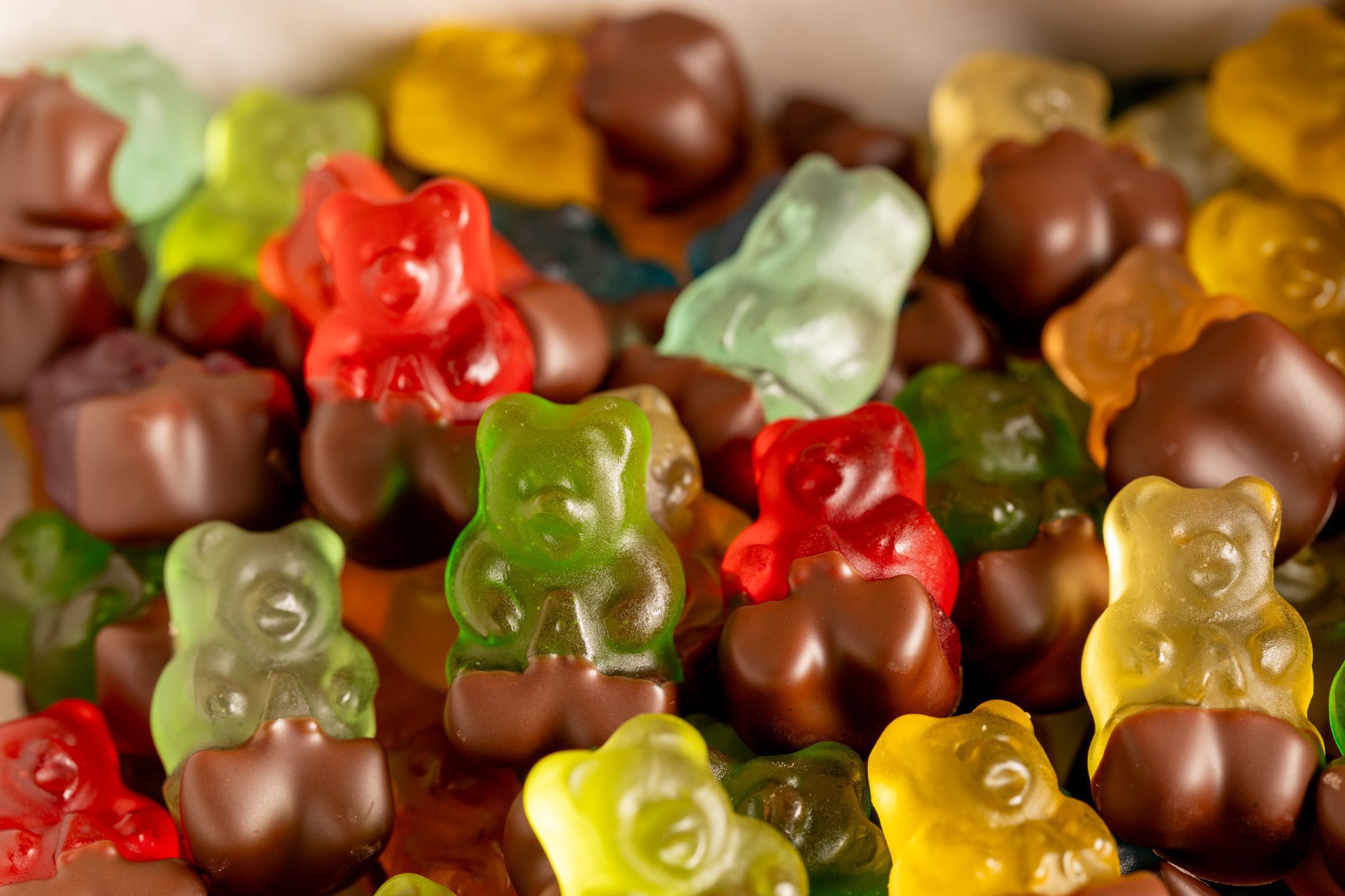 Bears in Pants close-up showing gummy bears in Belgian couverture chocolate coating
