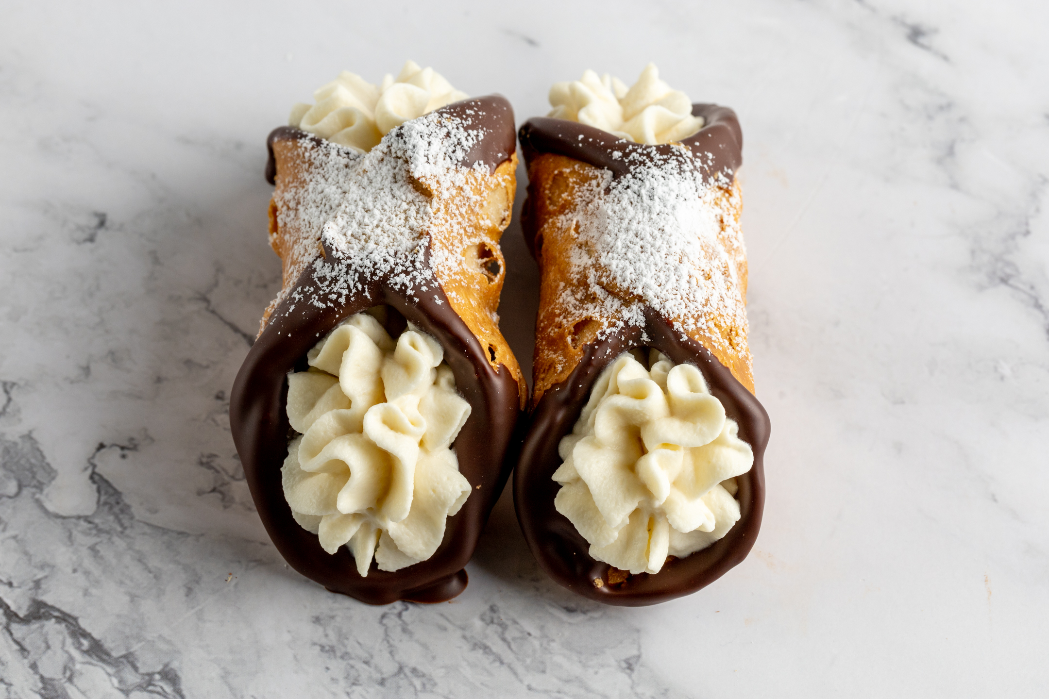 Assorted Luxe Cannoli gift box by Sucré