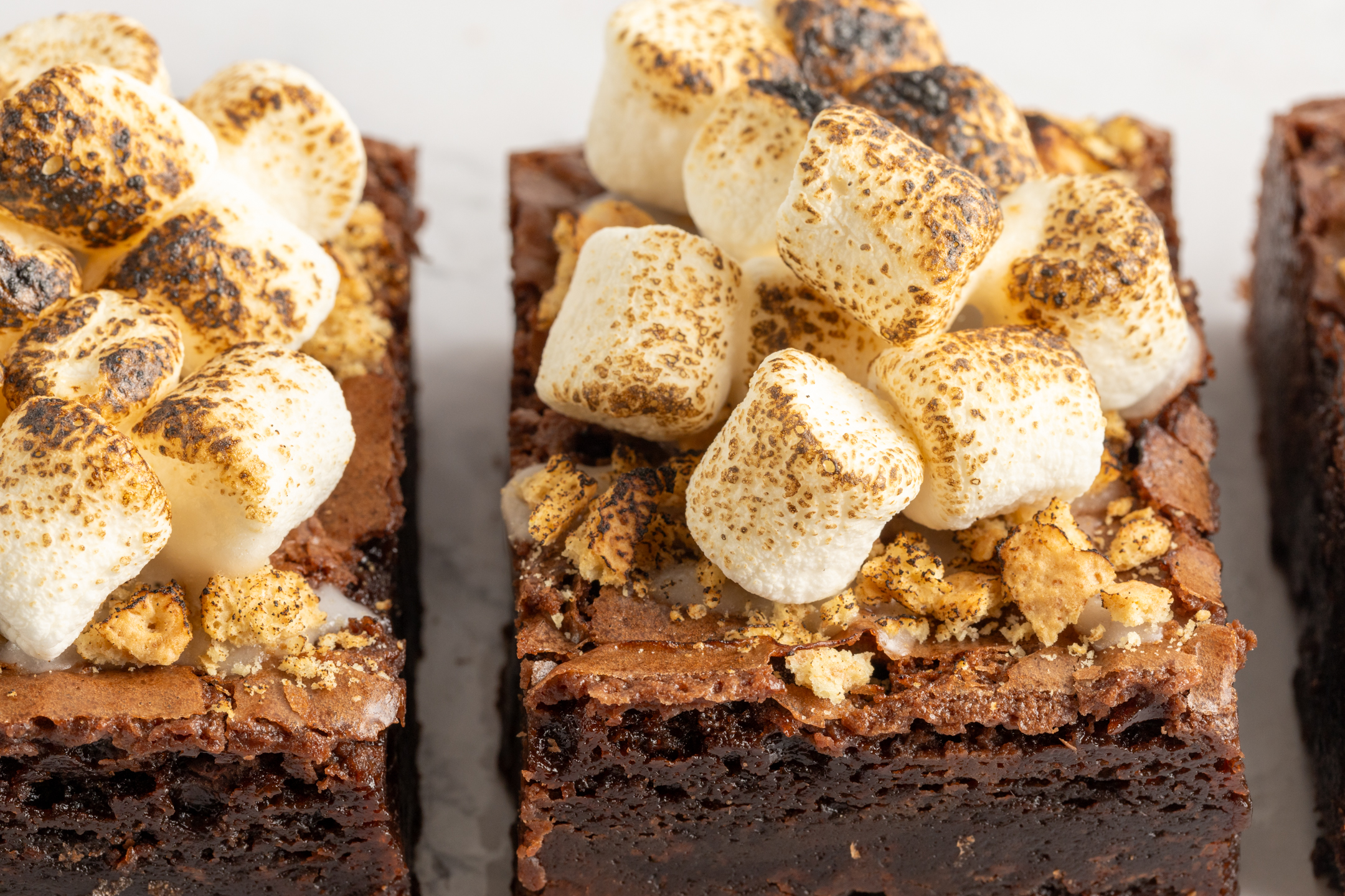 Belgian Chocolate Brownies Roasted California Walnut flavour